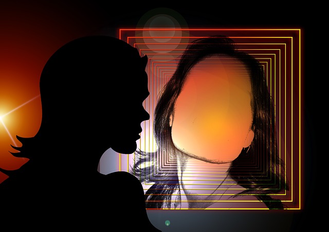 mirror-woman-empty-face-silhouette