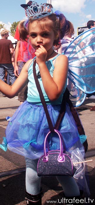 Streetparade 2008 - butterfly girl.