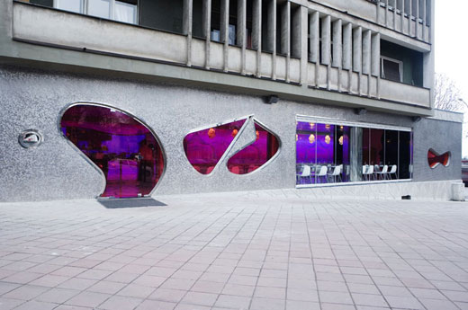 majik-cafe-belgrade-karim-rashid-1