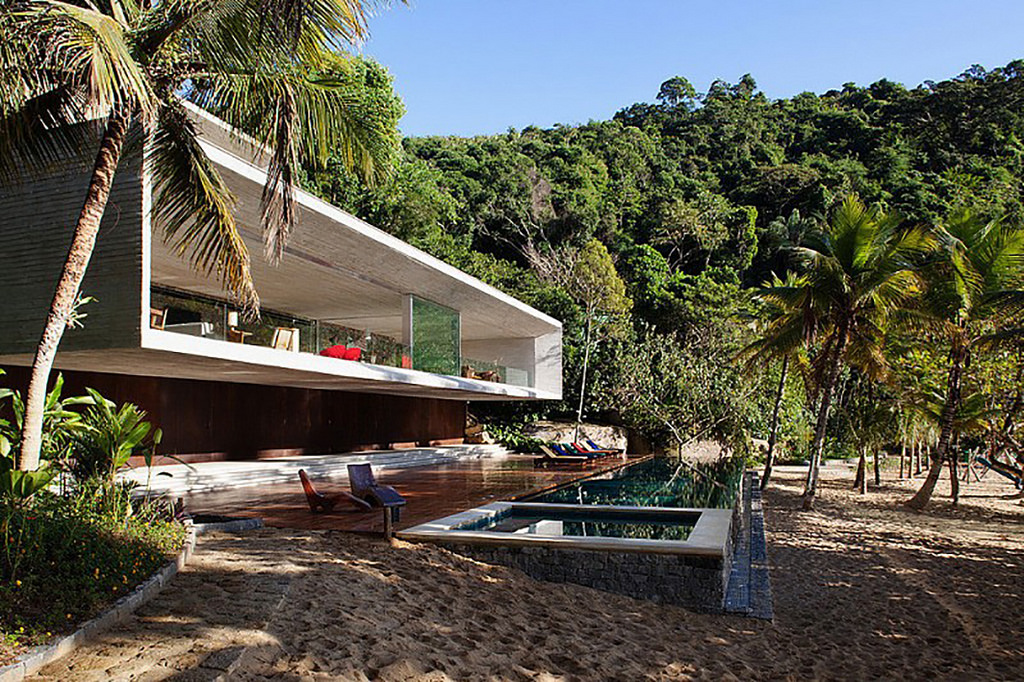 Paraty house in jungle of Brazil