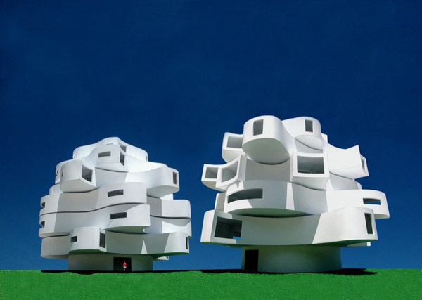 Michael Jantzen's wind-shaped pavilion