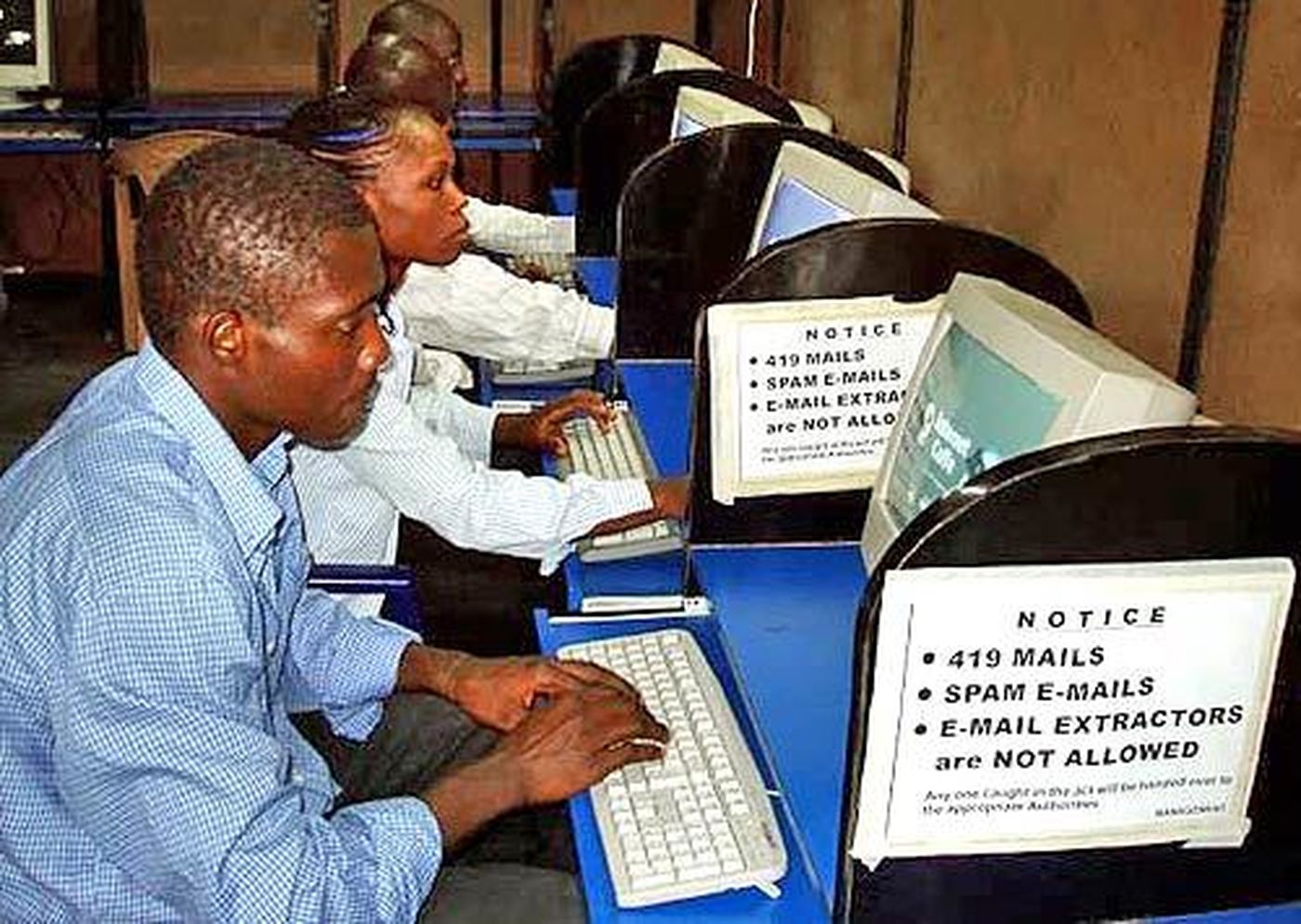 spam-spammers-africa-black-cybercafe-internet Nigeria Spam in Africa - Internet, Cybercafe
